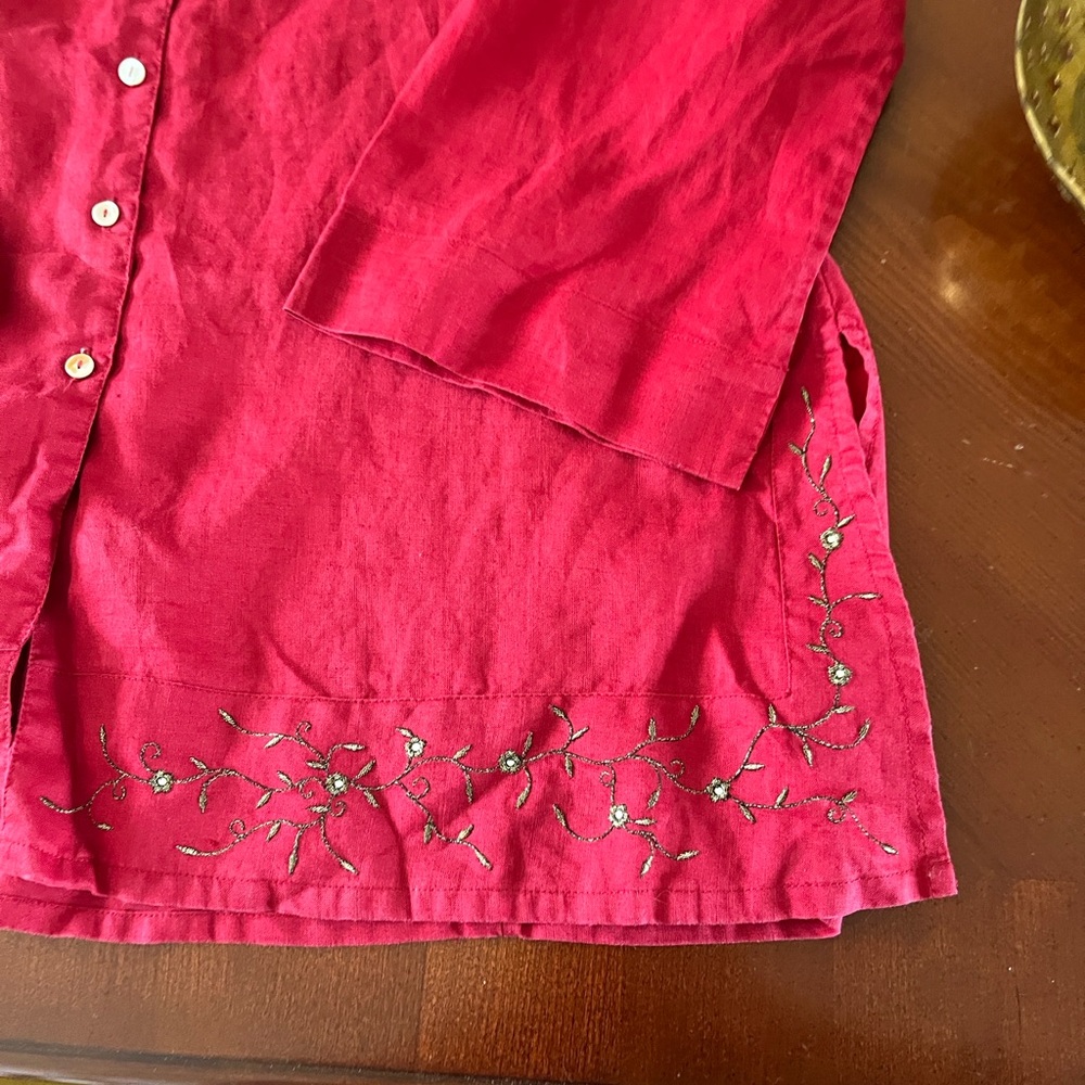 Woodspan Crimson Red Embroidered Linen Tunic - XXL - Picture 3 of 6